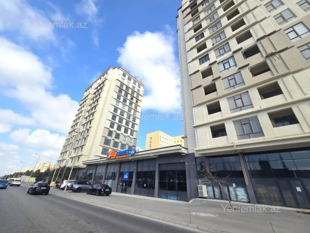 Satılır 3 otaqlı yeni tikili 85 m²