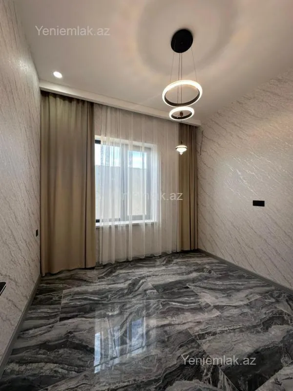 Satılır 4 otaqlı həyət evi 140 m²