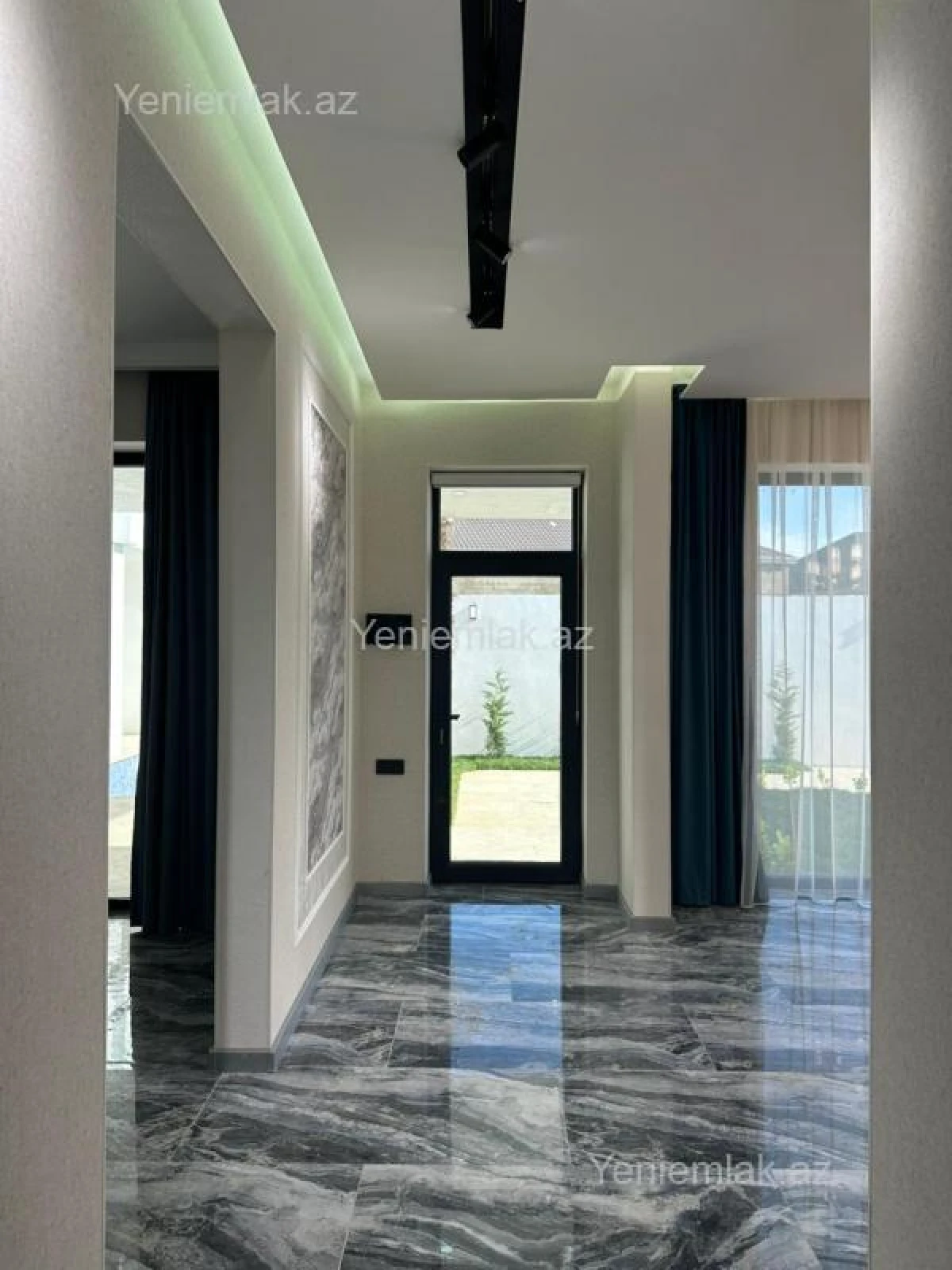 Satılır 4 otaqlı həyət evi 150 m²