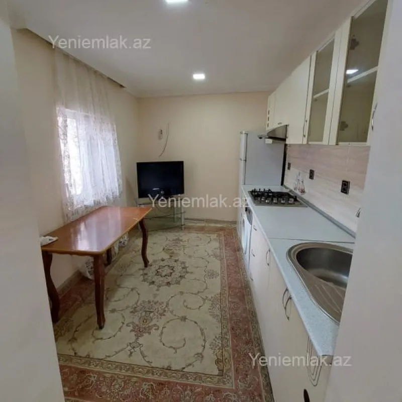 Satılır 2 otaqlı həyət evi 50 m²