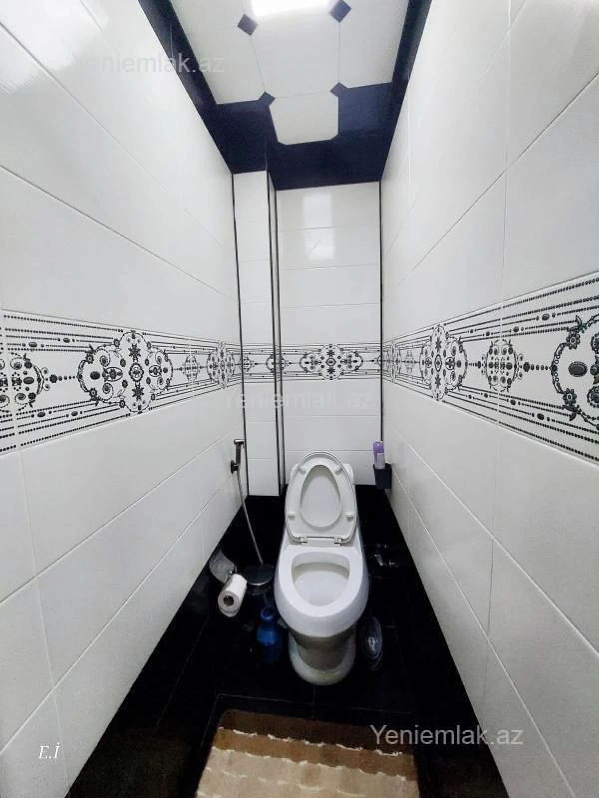 Satılır 3 otaqlı köhnə tikili 75 m²