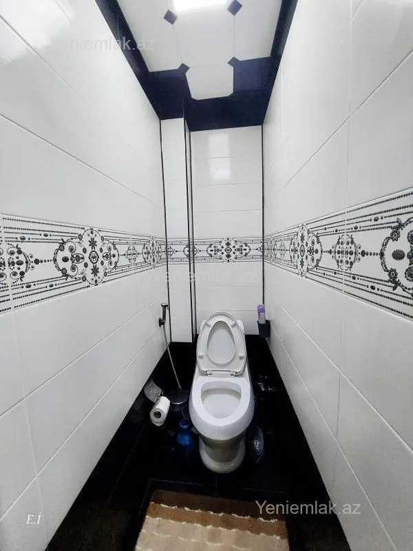 Satılır 3 otaqlı köhnə tikili 75 m²