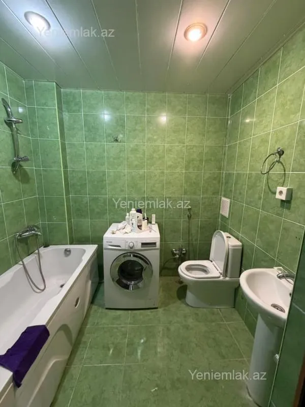 Satılır 3 otaqlı yeni tikili 137 m²