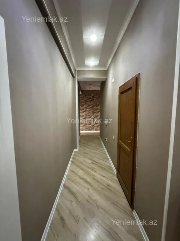 Satılır 3 otaqlı yeni tikili 137 m²