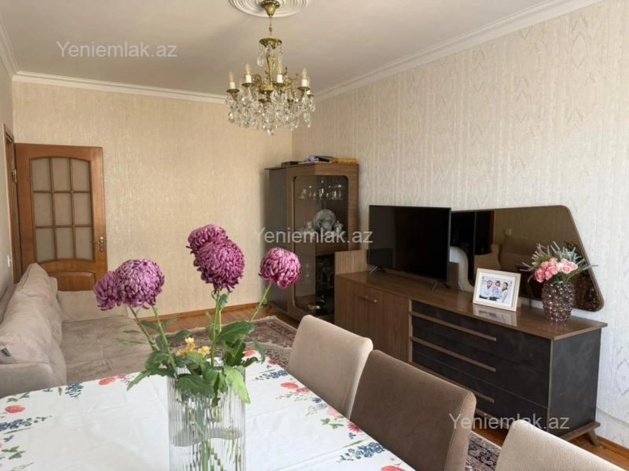 Satılır 3 otaqlı köhnə tikili 85 m²