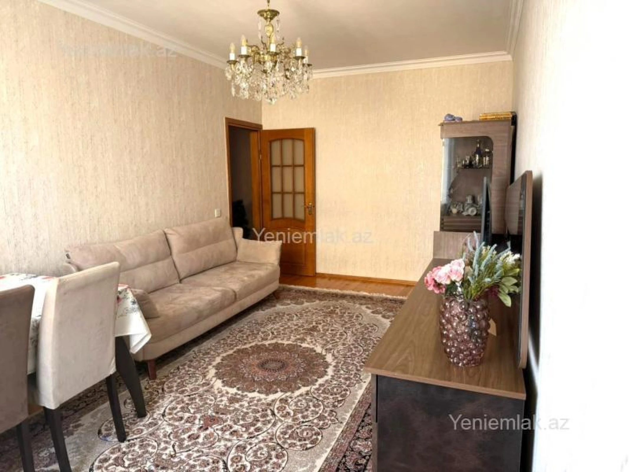 Satılır 3 otaqlı köhnə tikili 85 m²