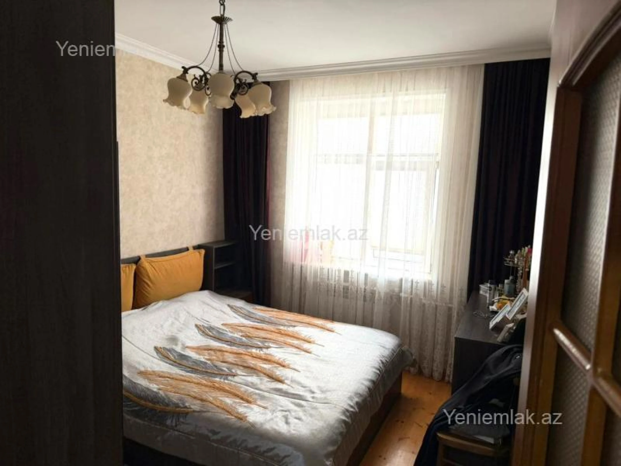 Satılır 3 otaqlı köhnə tikili 85 m²