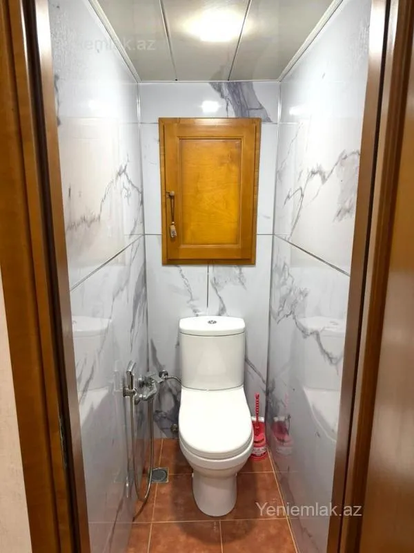 Satılır 3 otaqlı köhnə tikili 85 m²