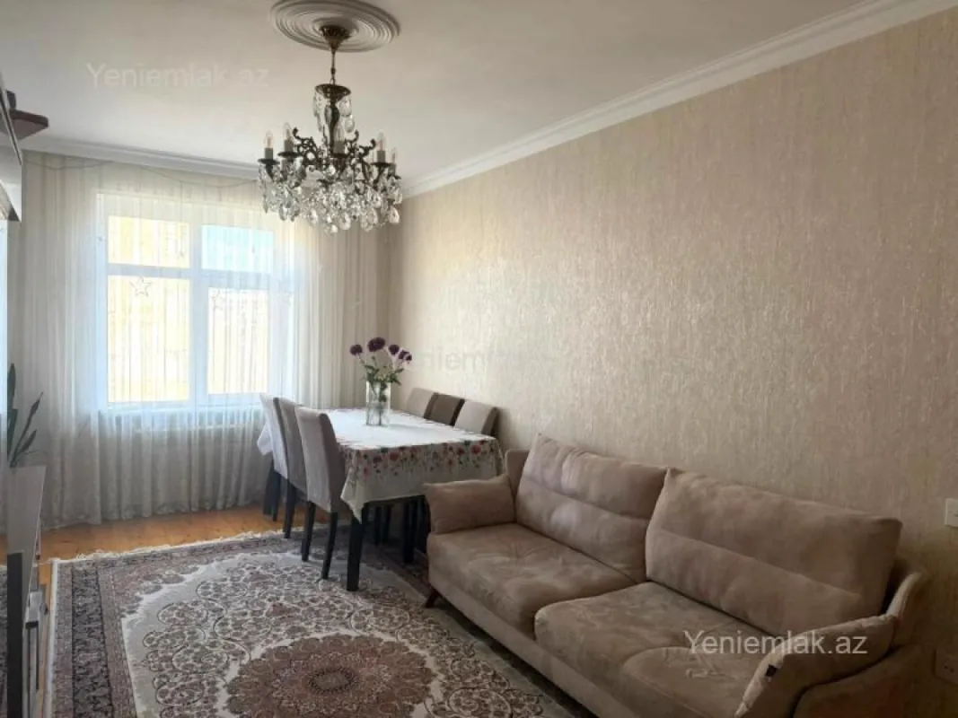 Satılır 3 otaqlı köhnə tikili 85 m²