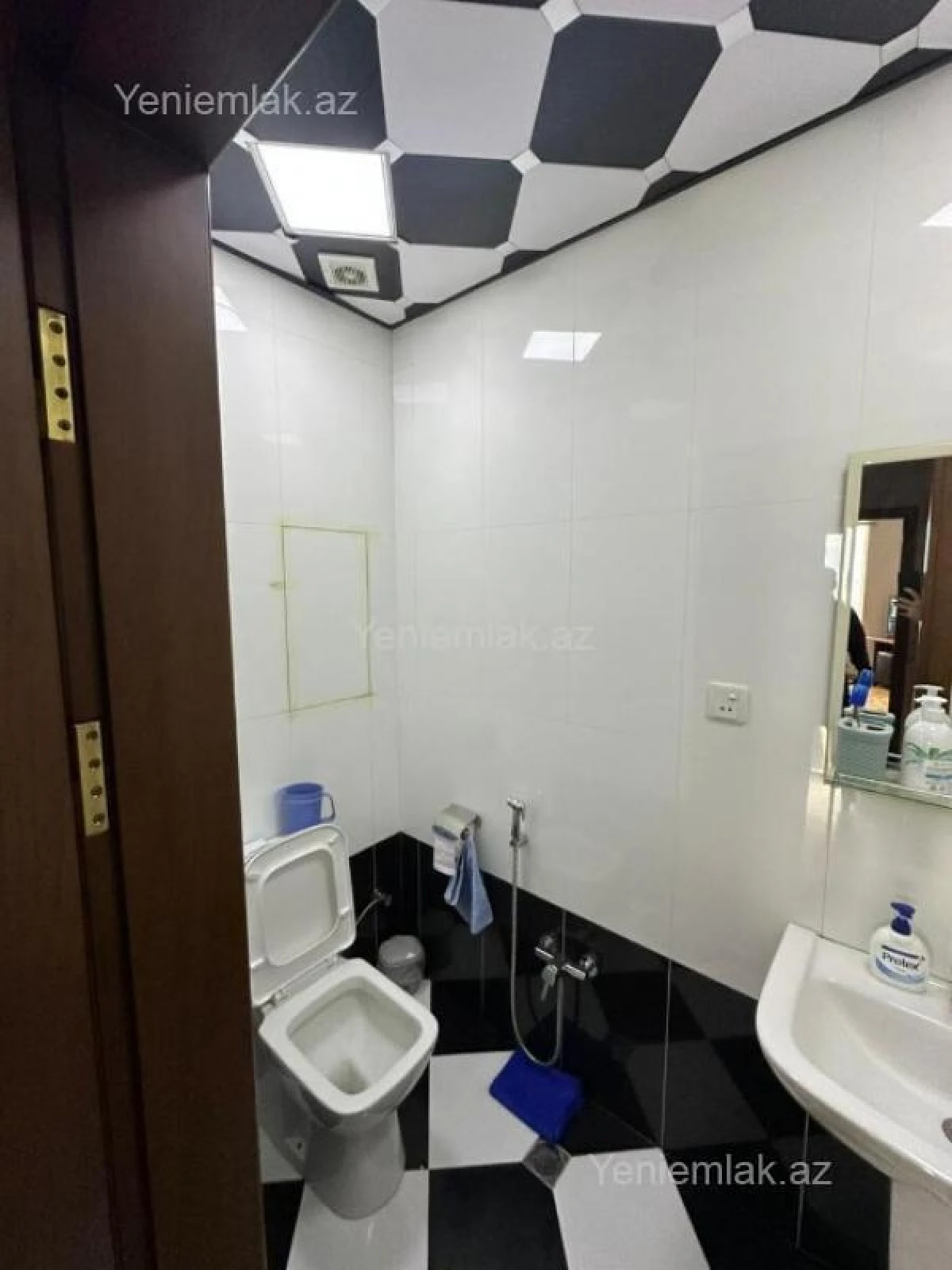 Satılır 2 otaqlı yeni tikili 86.7 m²