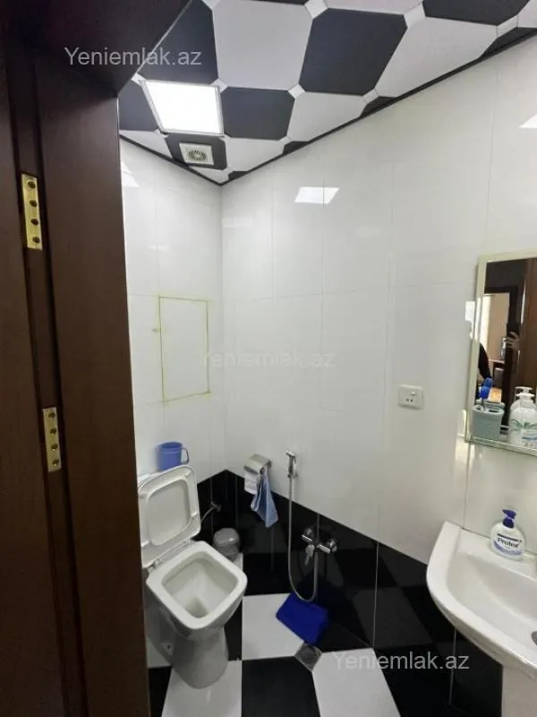 Satılır 2 otaqlı yeni tikili 86.7 m²