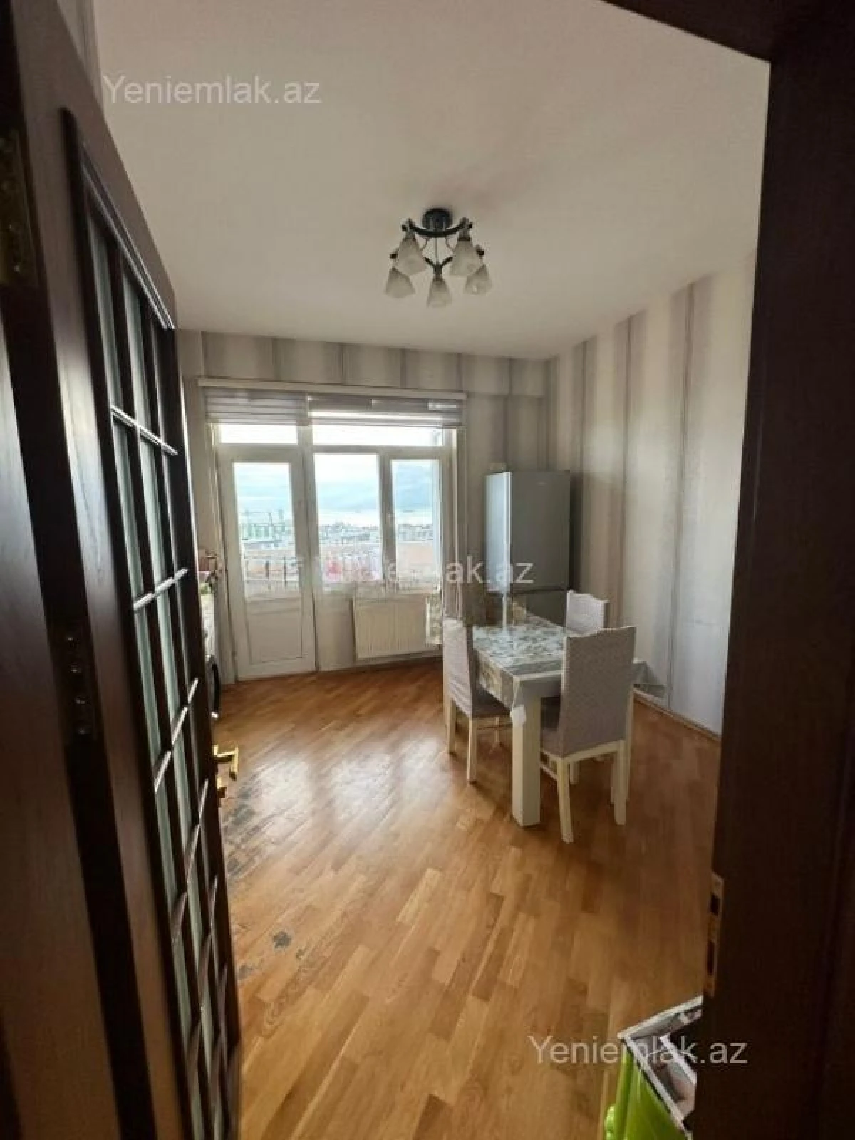 Satılır 2 otaqlı yeni tikili 86.7 m²