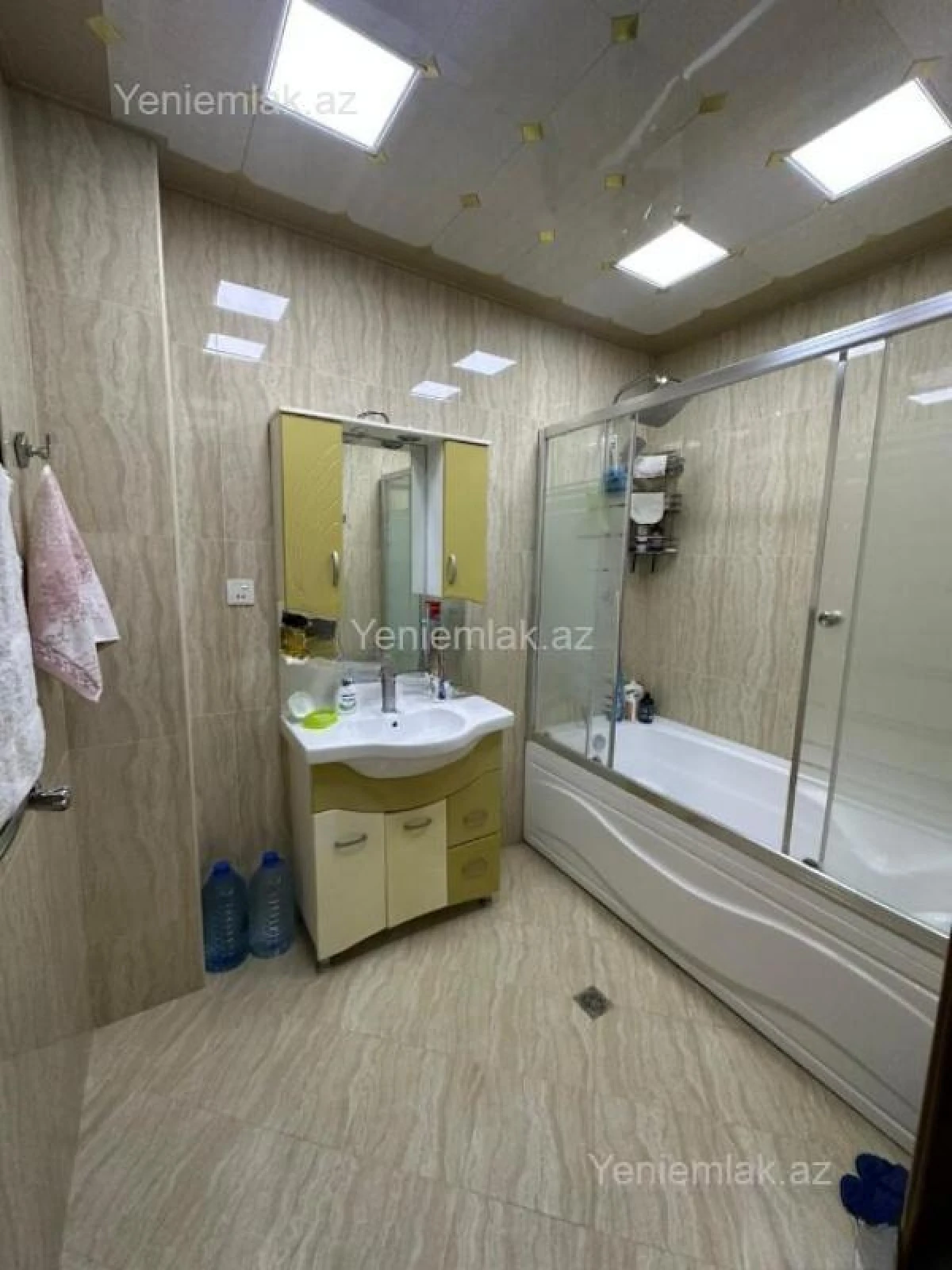 Satılır 2 otaqlı yeni tikili 86.7 m²