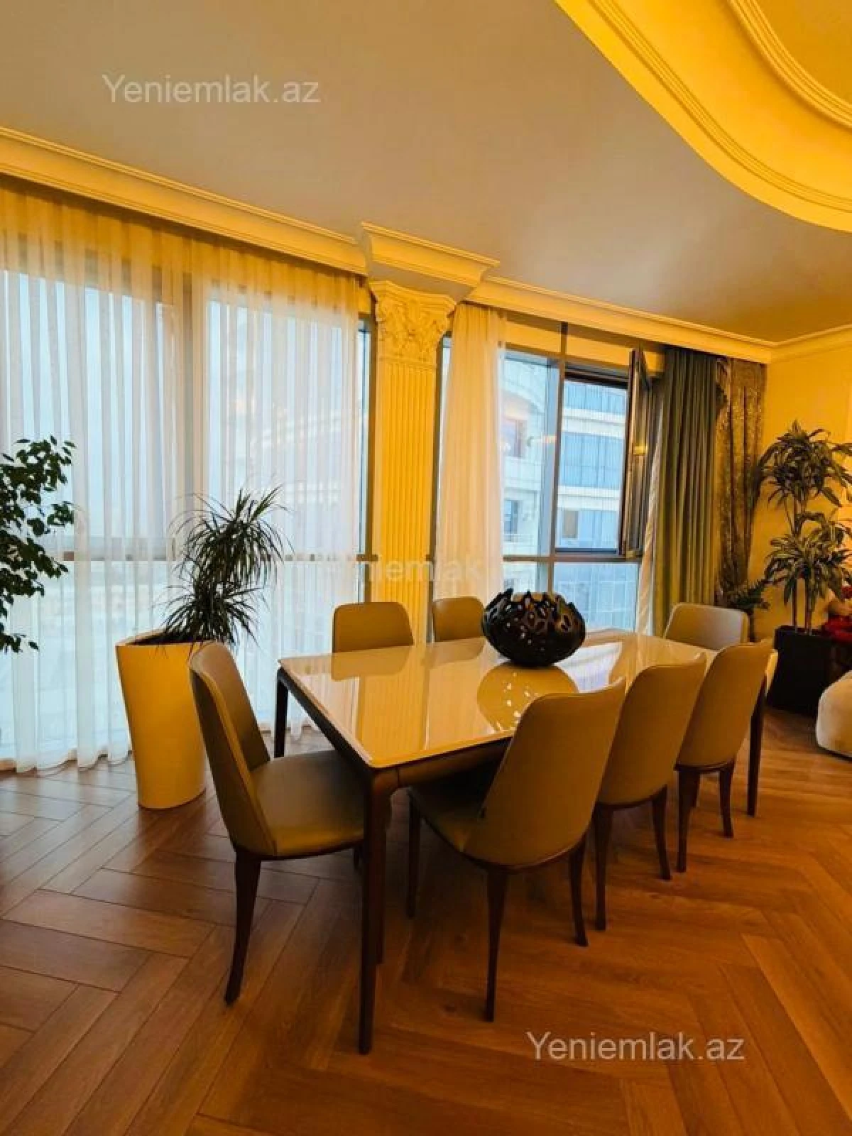 Satılır 3 otaqlı yeni tikili 165 m²