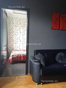 Satılır 2 otaqlı köhnə tikili 45 m²