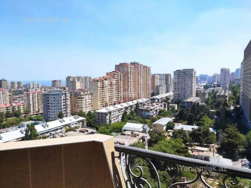 Satılır 3 otaqlı yeni tikili 137 m²