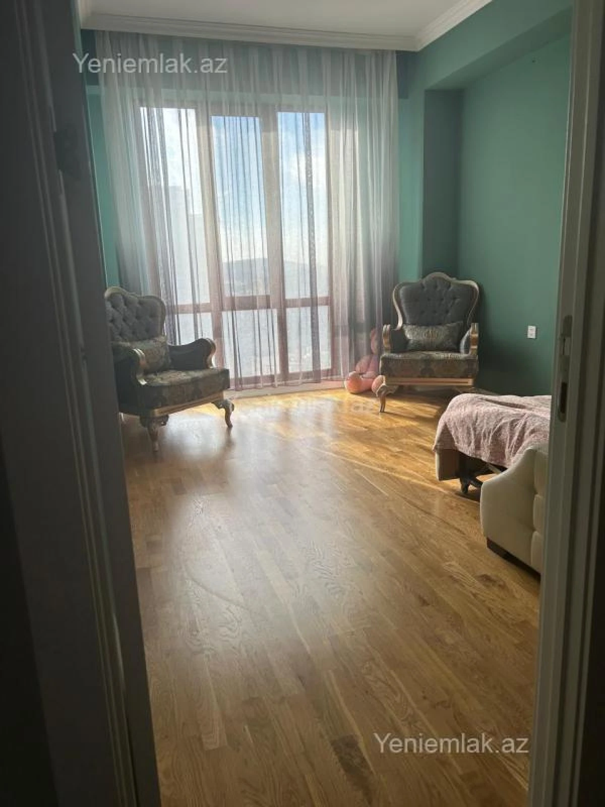 Satılır 3 otaqlı yeni tikili 100 m²