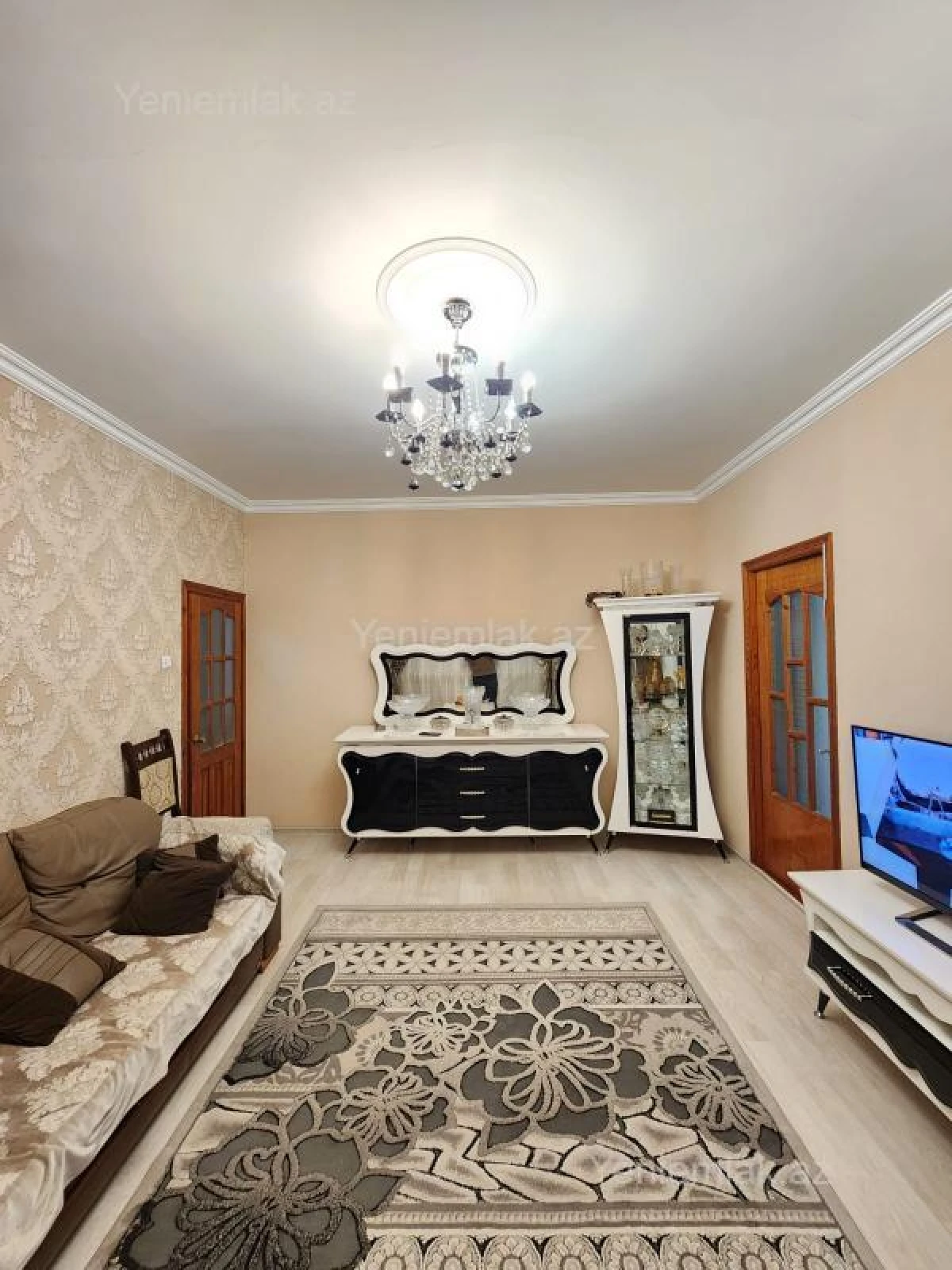 Satılır 4 otaqlı köhnə tikili 100 m²