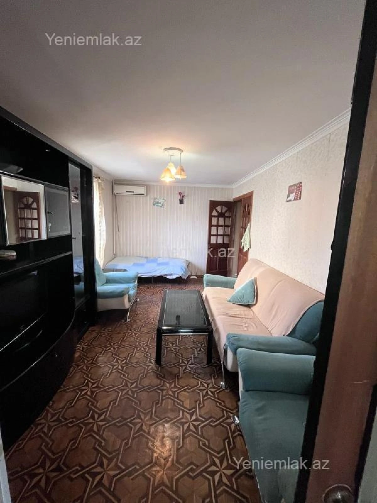 Satılır 2 otaqlı köhnə tikili 60 m²