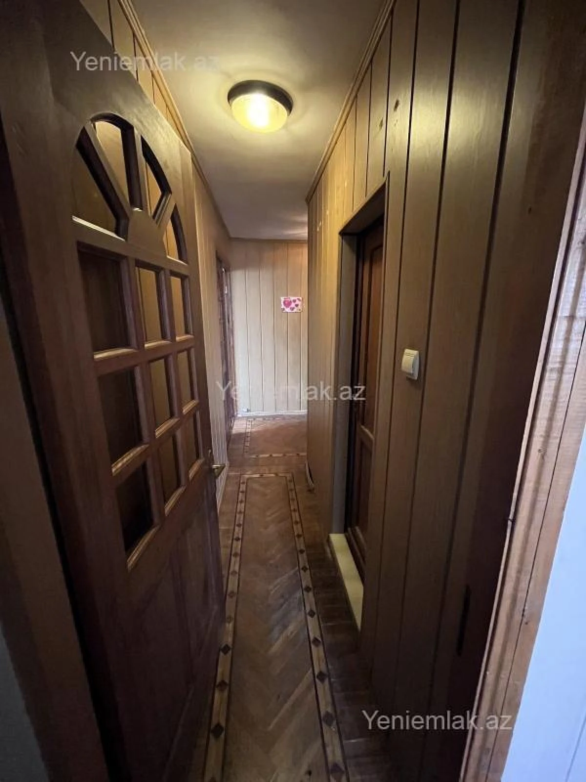 Satılır 2 otaqlı köhnə tikili 60 m²