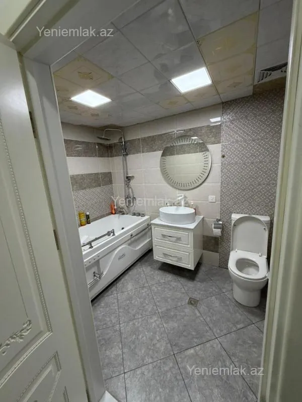Satılır 2 otaqlı yeni tikili 48.5 m²