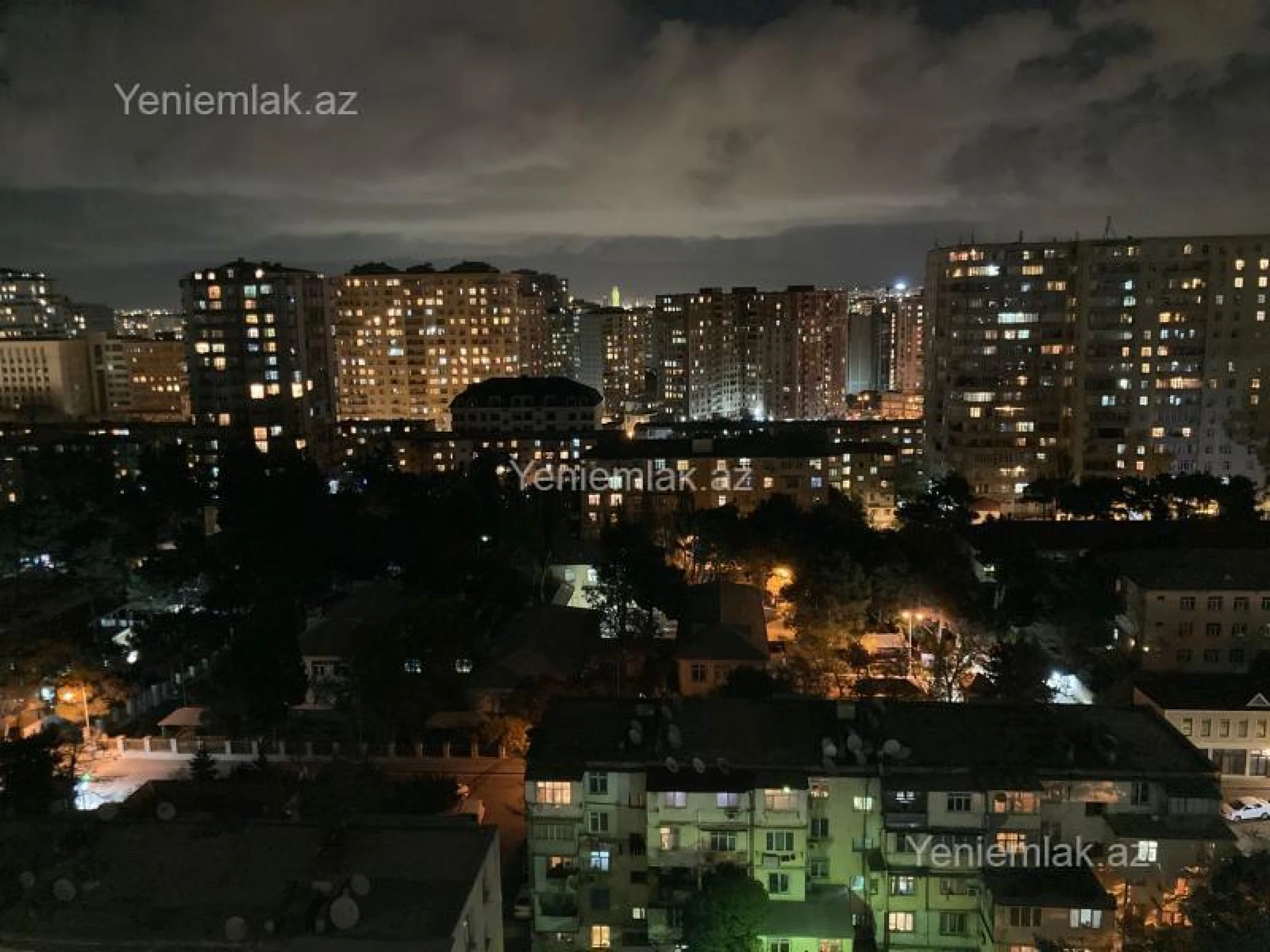 Satılır 3 otaqlı yeni tikili 100 m²