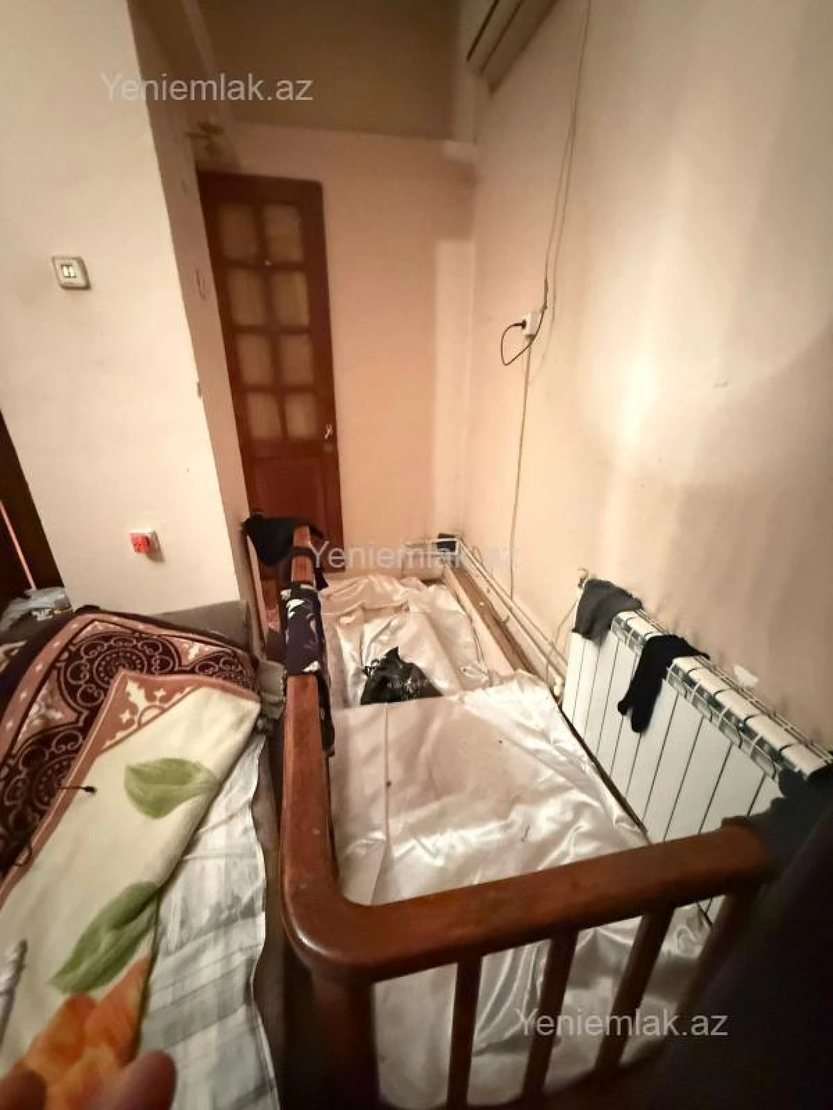 Satılır 2 otaqlı köhnə tikili 68 m²