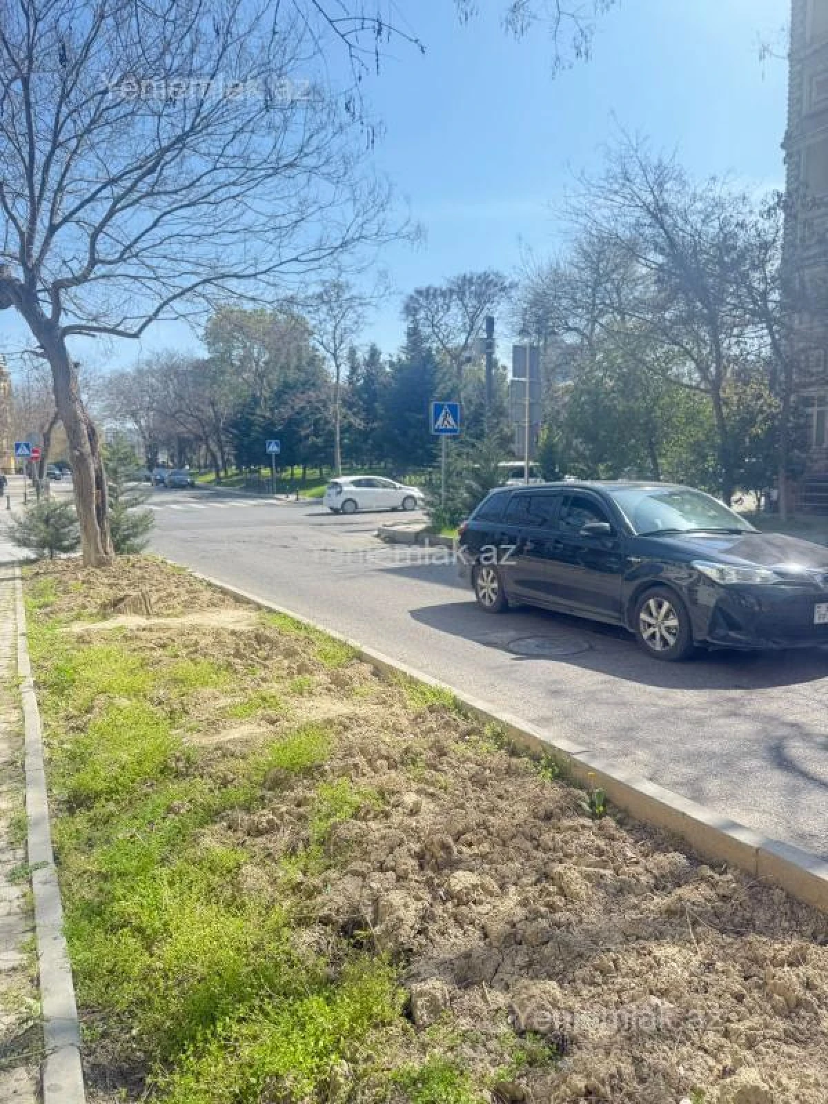 Satılır 2 otaqlı köhnə tikili 68 m²