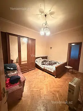 Satılır 3 otaqlı köhnə tikili 78 m²