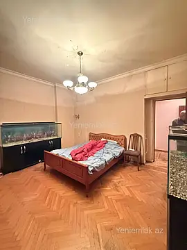 Satılır 3 otaqlı köhnə tikili 78 m²