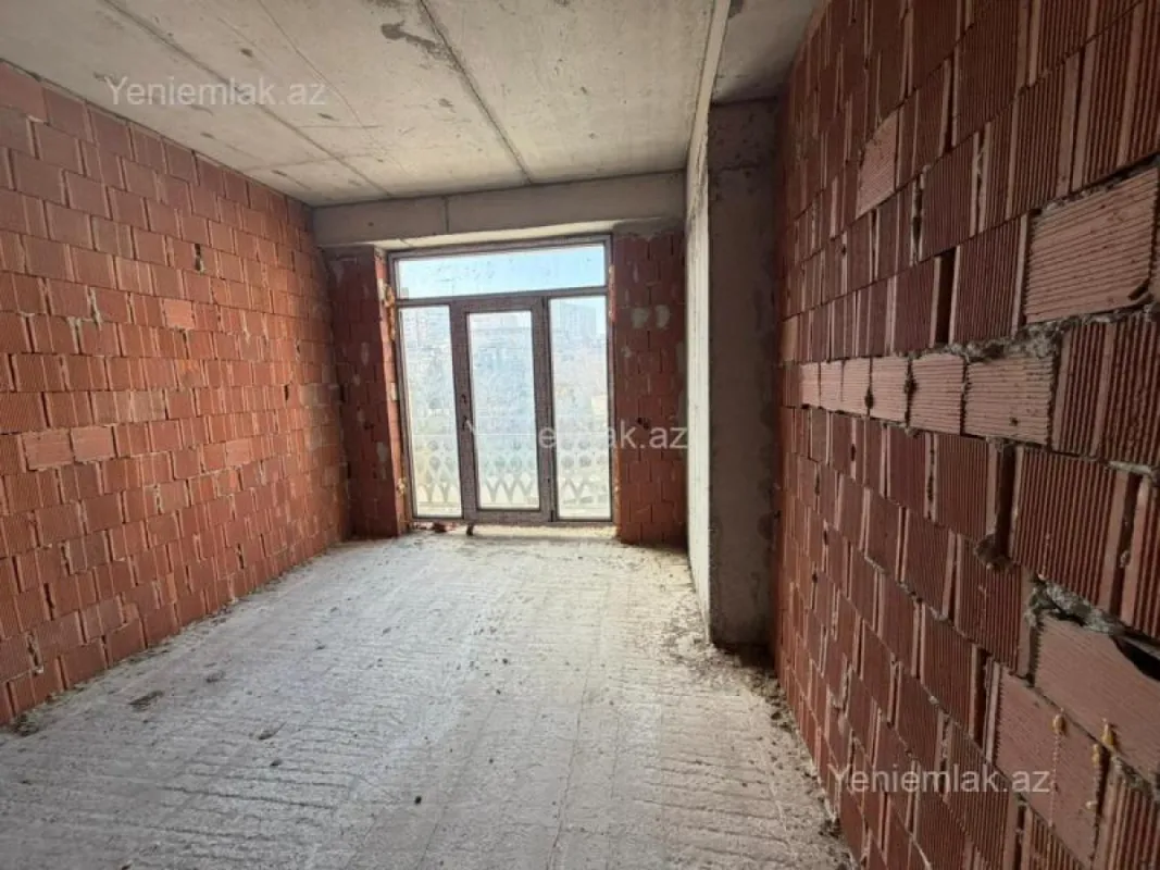 Satılır 3 otaqlı yeni tikili 156 m²