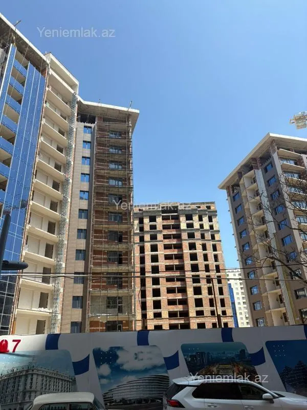Satılır 3 otaqlı yeni tikili 156 m²