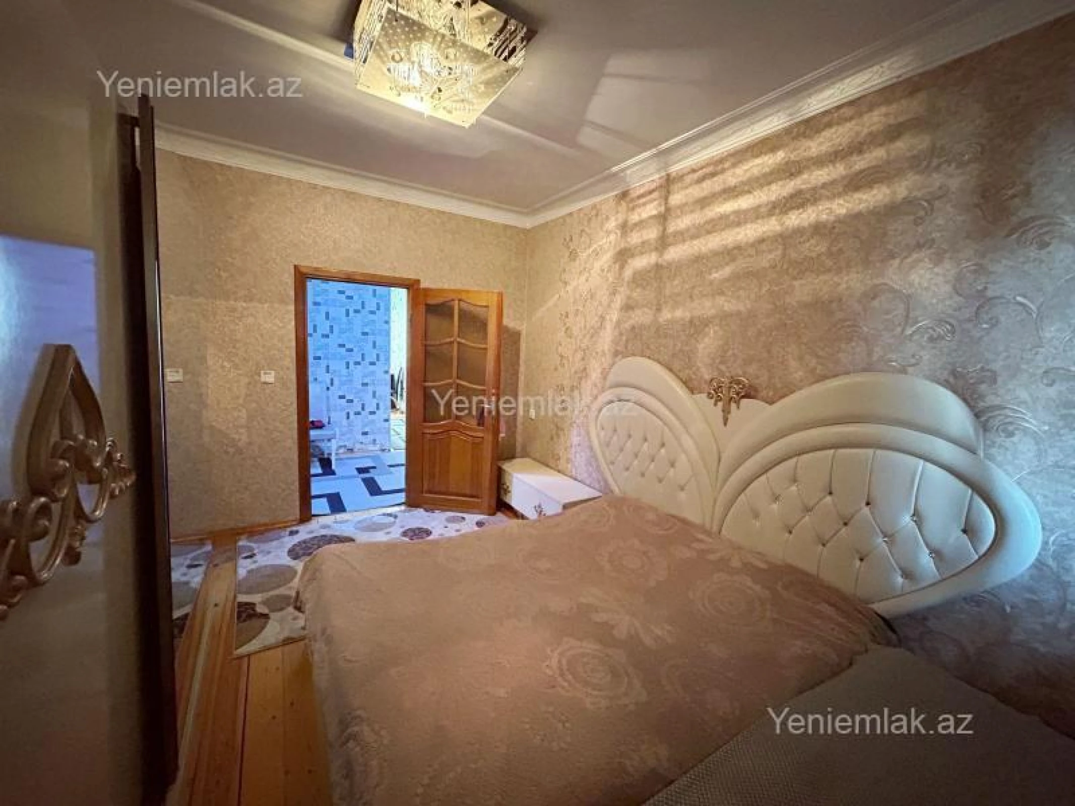 Satılır 2 otaqlı köhnə tikili 65 m²