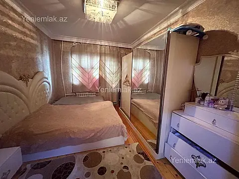 Satılır 2 otaqlı köhnə tikili 65 m²