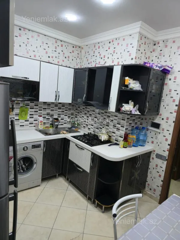 Satılır 4 otaqlı yeni tikili 100 m²