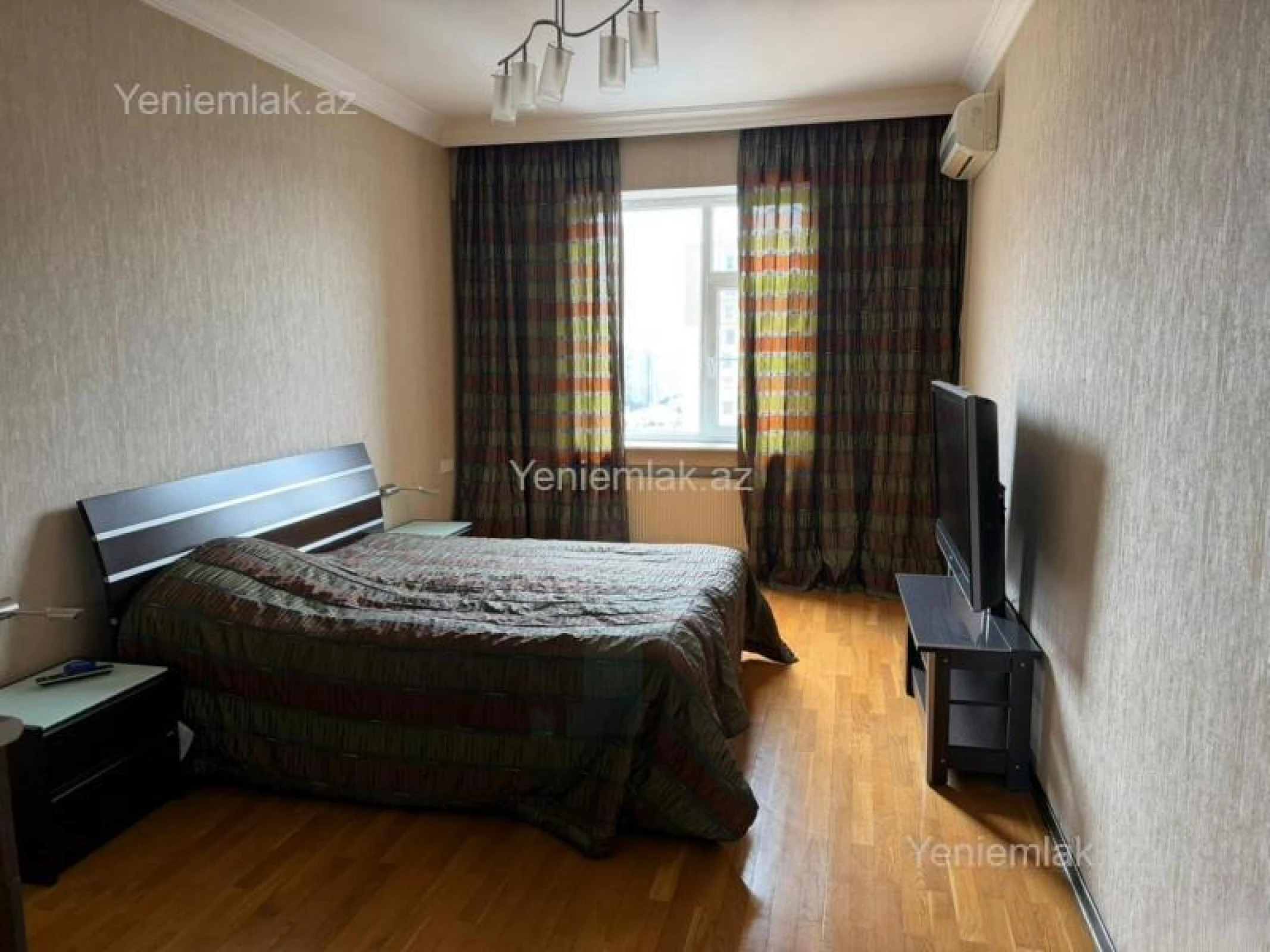 Satılır 3 otaqlı yeni tikili 140 m²