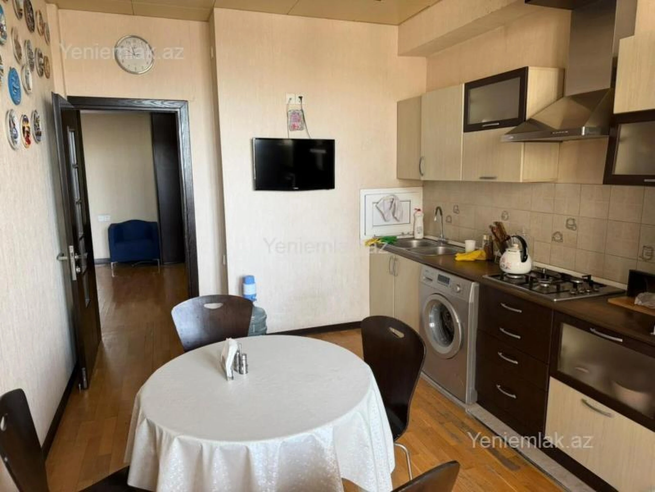 Satılır 3 otaqlı yeni tikili 140 m²