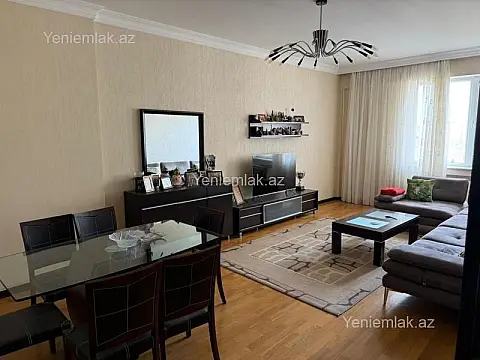 Satılır 3 otaqlı yeni tikili 140 m²