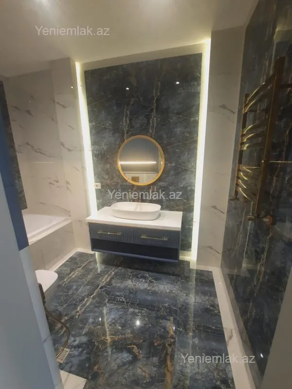 Satılır 4 otaqlı yeni tikili 220 m²