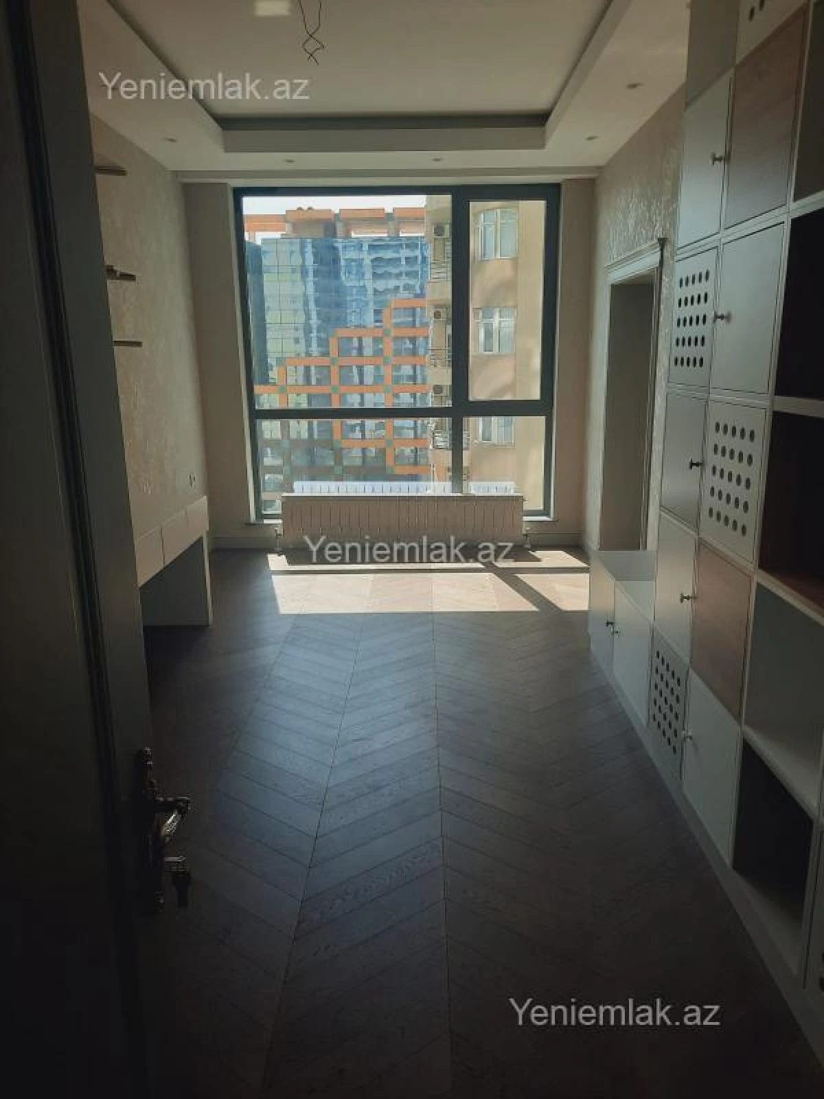 Satılır 4 otaqlı yeni tikili 220 m²