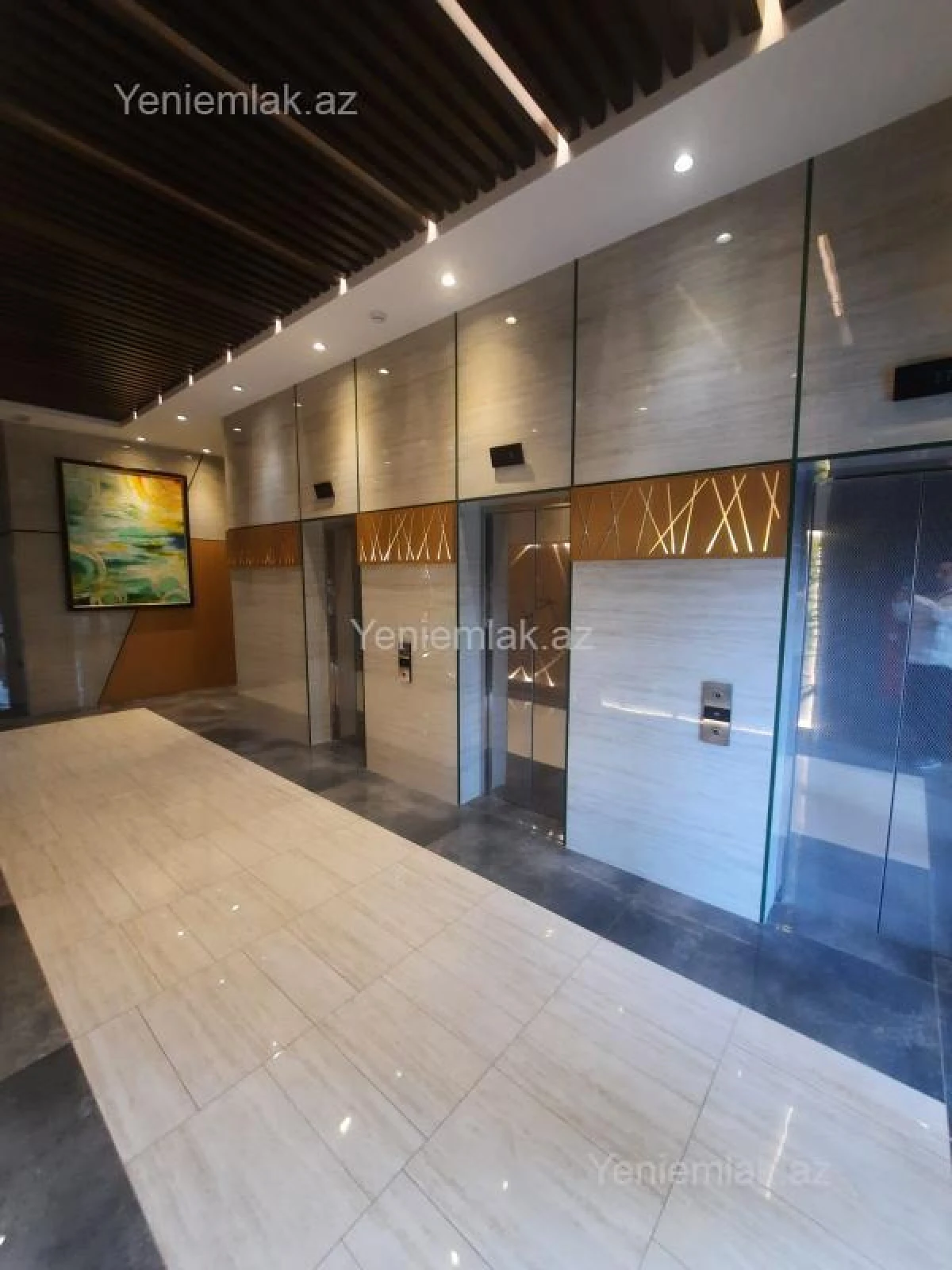 Satılır 4 otaqlı yeni tikili 220 m²