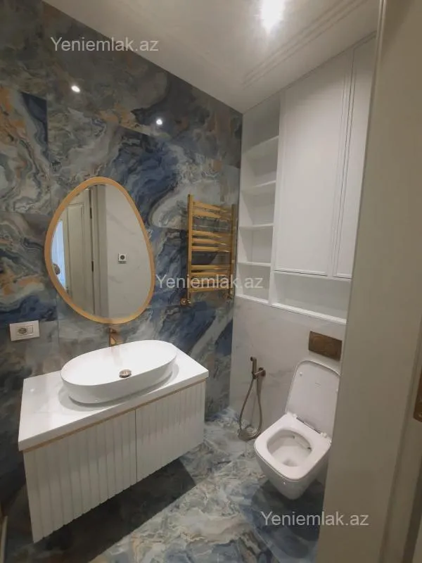 Satılır 4 otaqlı yeni tikili 220 m²