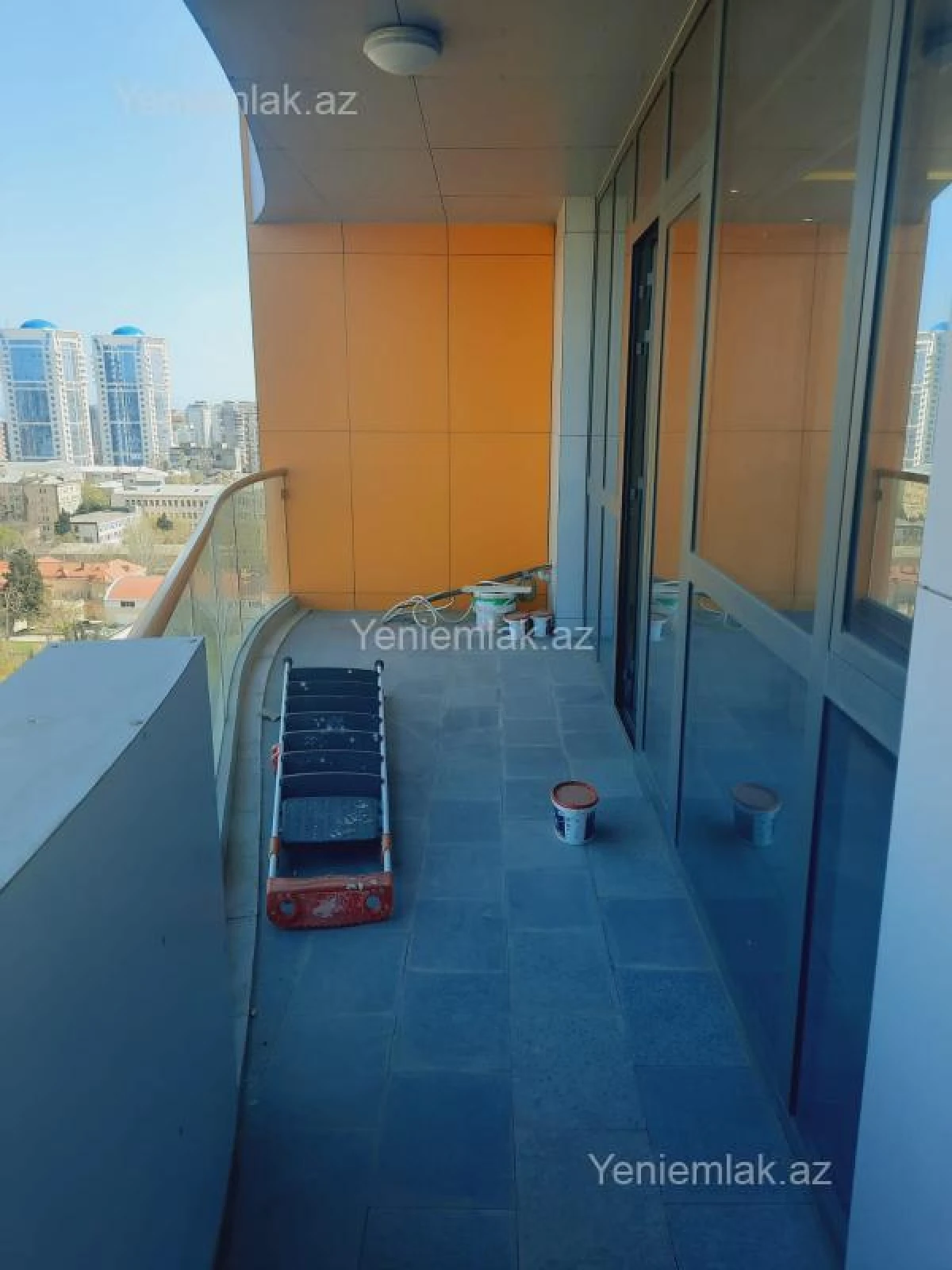 Satılır 4 otaqlı yeni tikili 220 m²
