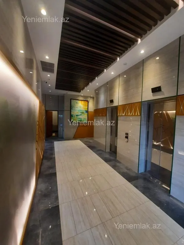 Satılır 4 otaqlı yeni tikili 220 m²