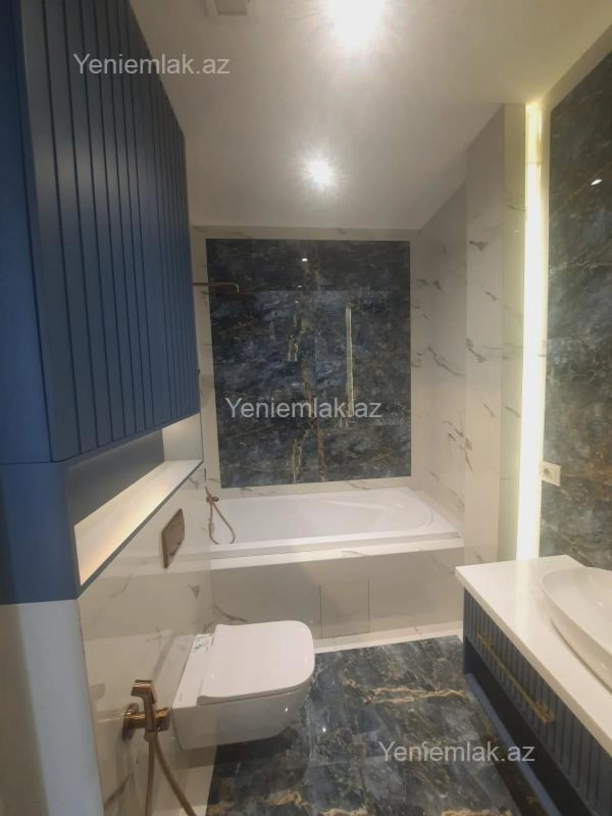 Satılır 4 otaqlı yeni tikili 220 m²