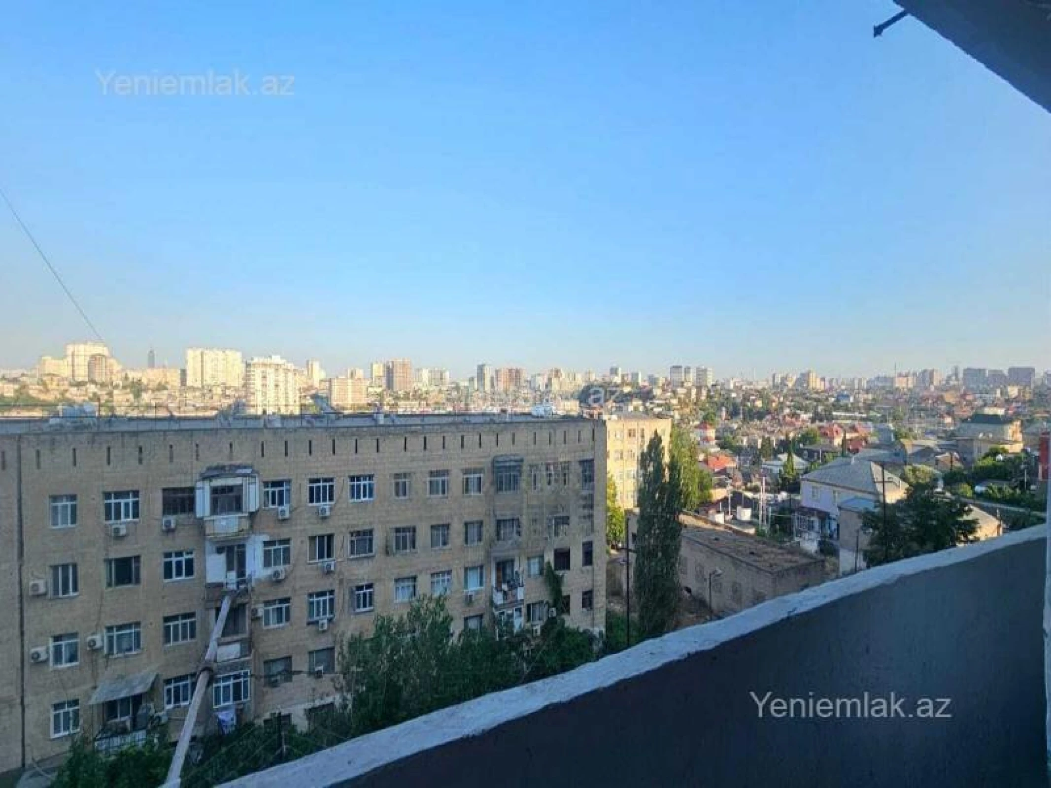 Satılır 4 otaqlı köhnə tikili 122 m²