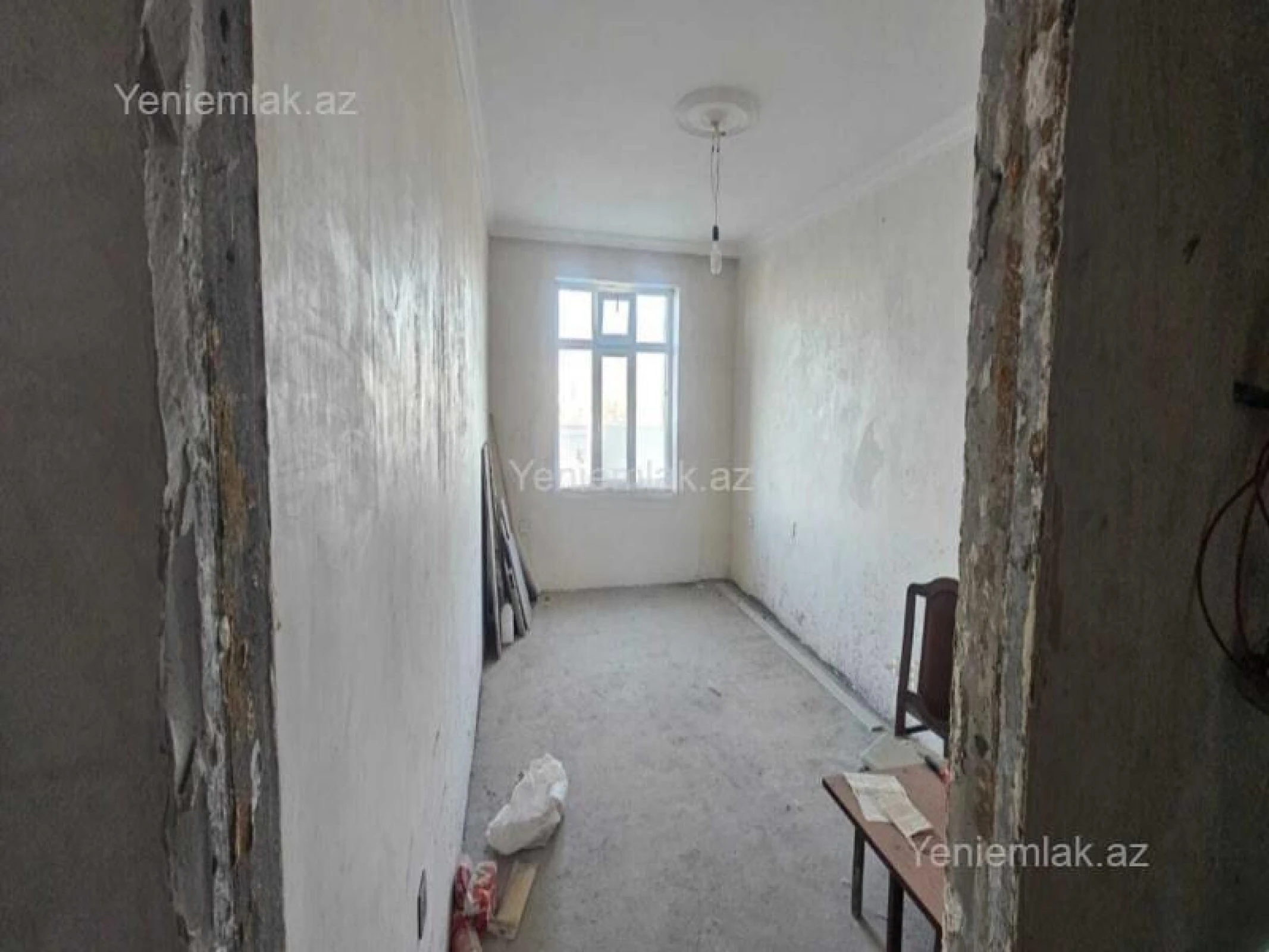 Satılır 4 otaqlı köhnə tikili 122 m²