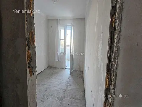 Satılır 4 otaqlı köhnə tikili 122 m²