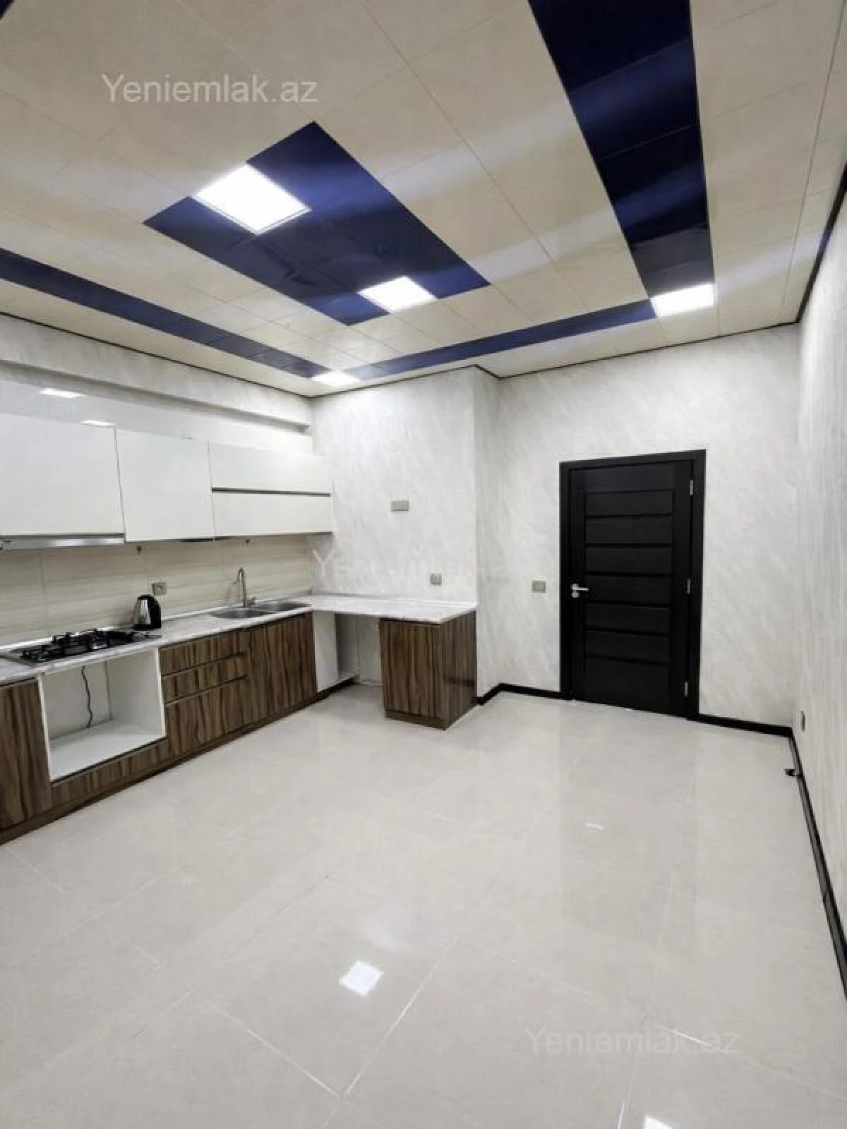 Satılır 3 otaqlı yeni tikili 120 m²