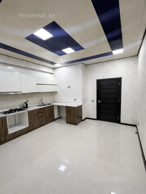 Satılır 3 otaqlı yeni tikili 120 m²